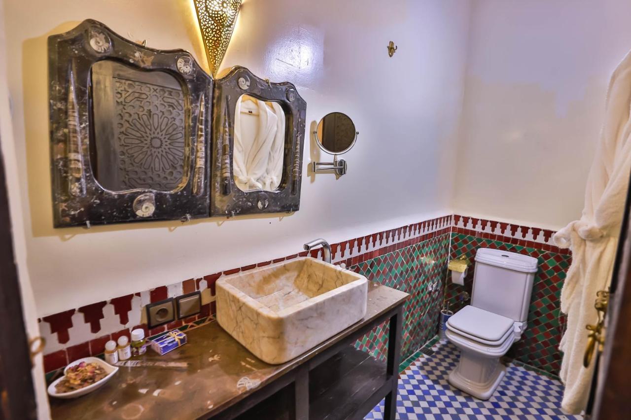 Riad Farouzi Fes Exterior photo