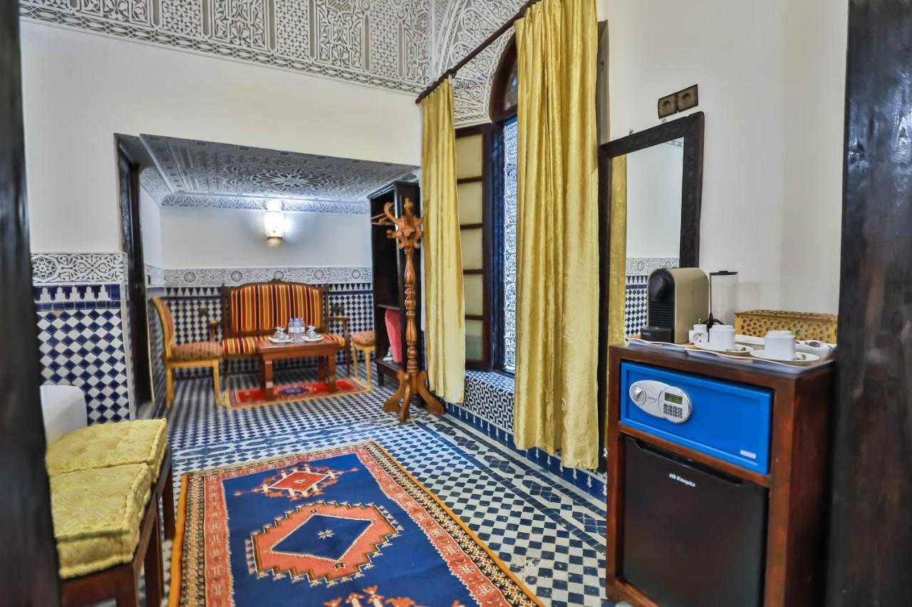 Riad Farouzi Fes Exterior photo